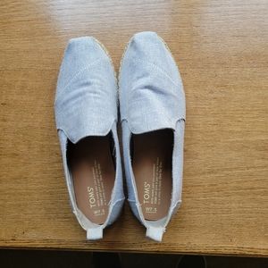 Toms womens Size 7 1/2